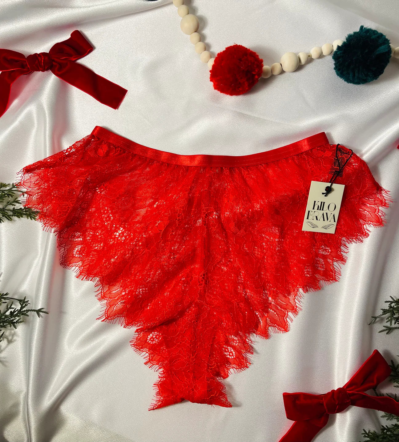 Lace Classic Red Tap Short